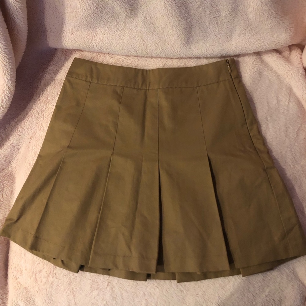 H&M Pleated Khaki Skirt - NWT Size 4